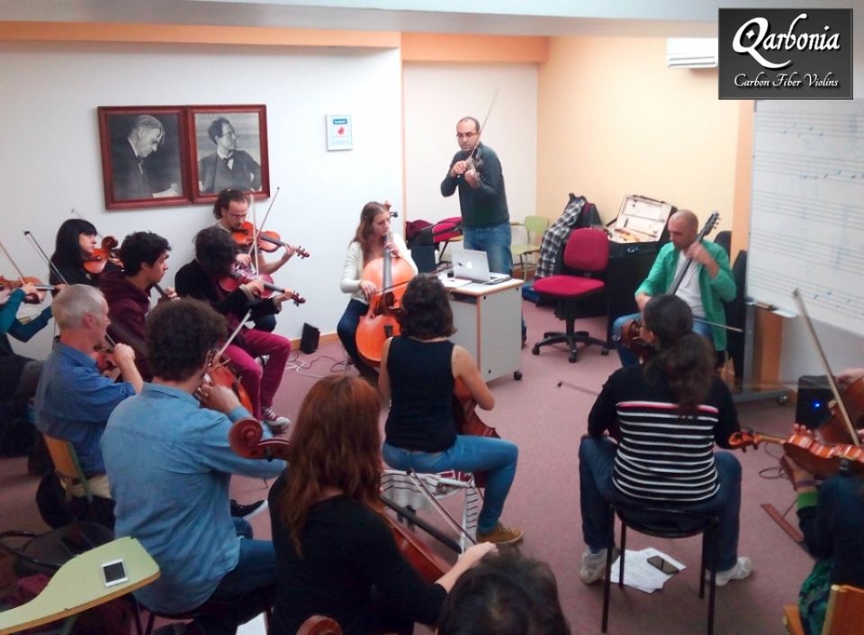 Taller De Cuerdas Extremas, Con Ernesto Briceño Y Barnabás Hangonyi 4 QARBONIA FIDDLE WEEKEND ERNESTO BRICEÑO BARNABAS HANGONYI