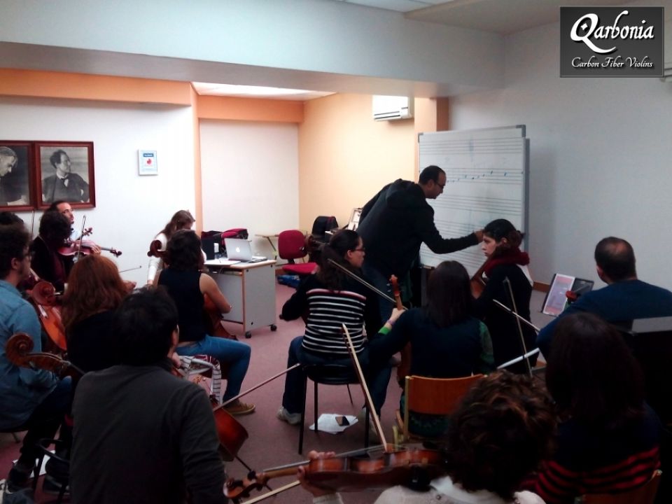 Taller De Cuerdas Extremas, Con Ernesto Briceño Y Barnabás Hangonyi 20 QARBONIA FIDDLE WEEKEND ERNESTO BRICEÑO BARNABAS HANGONYI